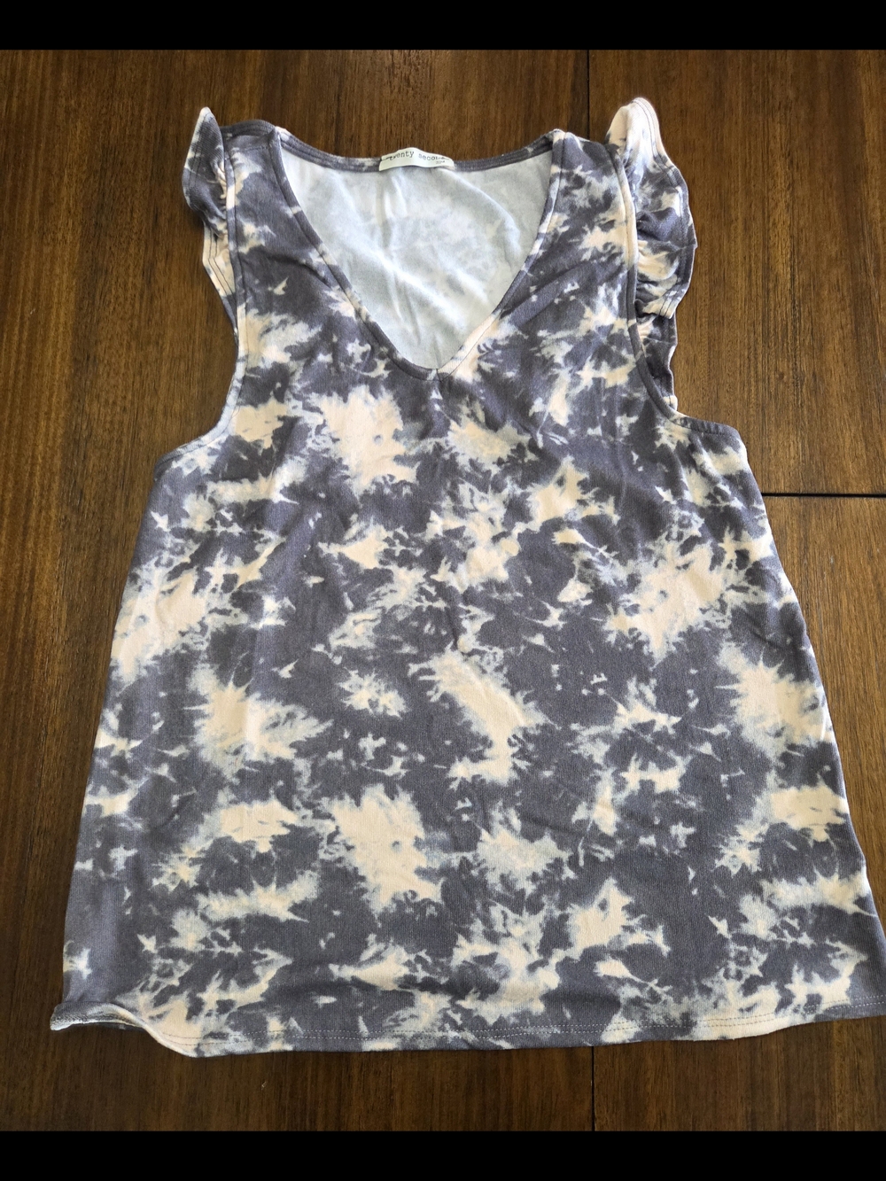 Twenty Second Tie-Dye V-Neck Flutter Sleeve Top - Gray & Pink-Size Medium
